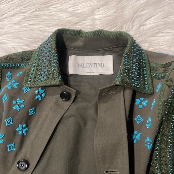 VALENTINO
Graphic Print Utility Jacket - Picture 4 of 6